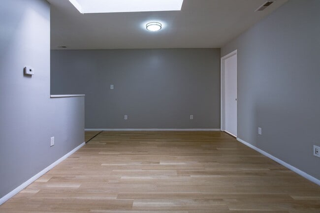 Foto del edificio - 14 N Black Horse Pike