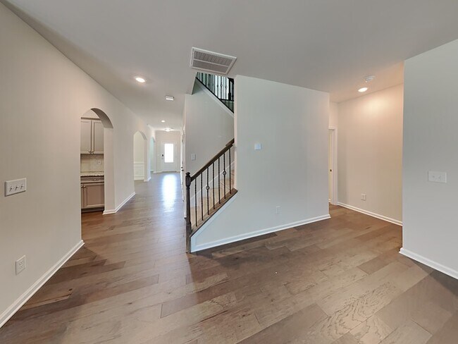 Foto del edificio - Gorgeous 5 bed Home!
