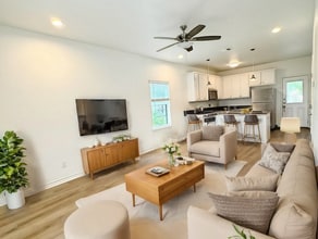 Building Photo - 707 Runnels Ave