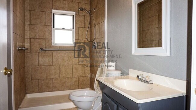 Foto del edificio - 1017 N Jefferson St