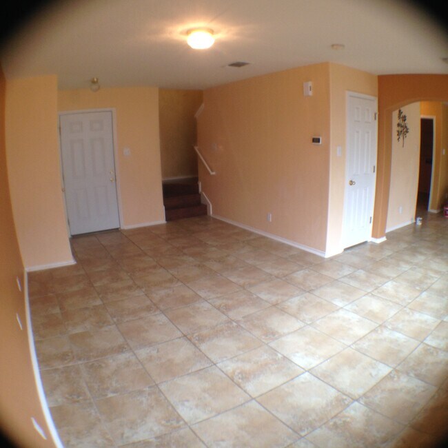 Foto del edificio - 6614 Buckhorn Cliff