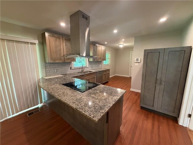 Foto del edificio - 412 Fielding Ln SW