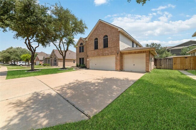 Foto del edificio - 15818 Bishops Glen Ln