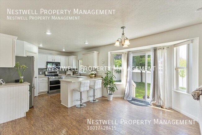 Building Photo - Gorgeous 4-bed Home in South Jordan