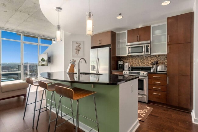 Building Photo - 1325 Stout St