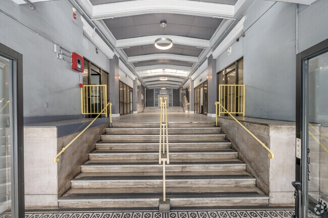 Vestíbulo - Great Studio and One Bedroom Apartment Home for Rent Near Downtown LA!