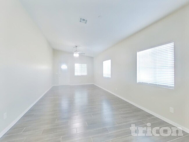 Foto del edificio - 4411 S 19th St