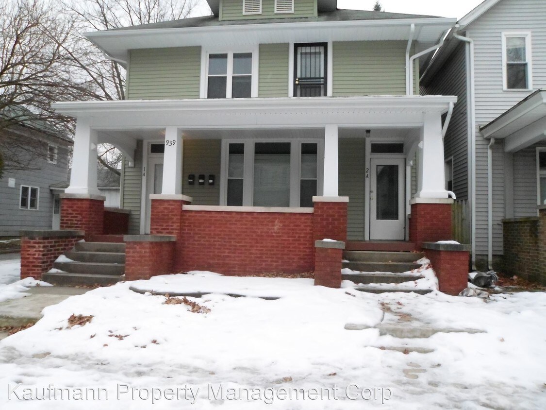 Primary Photo - 939 Lincoln Ave