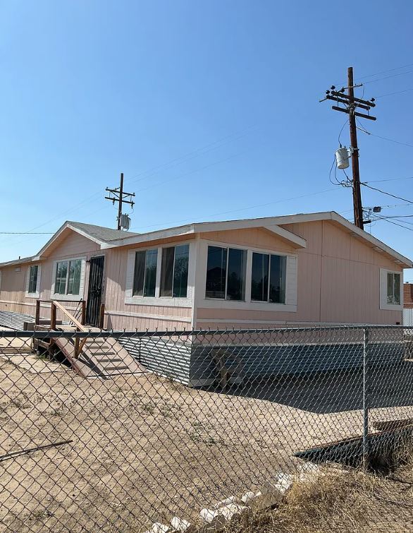 Building Photo - 7429 North Camino De Oeste