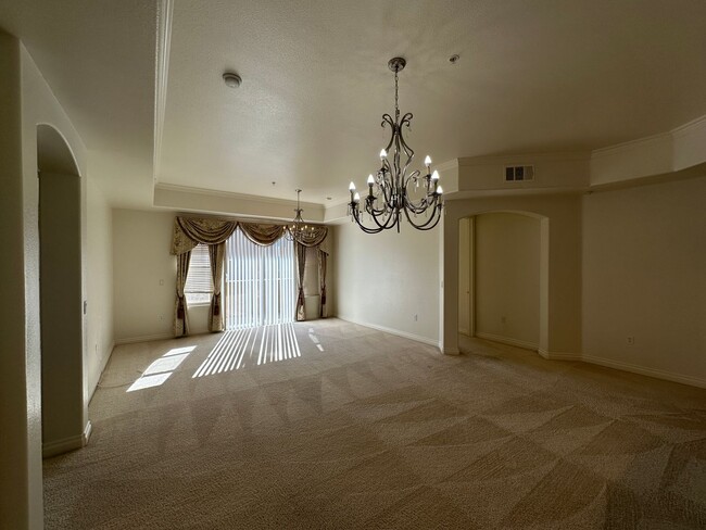 Building Photo - Manhattan Condo