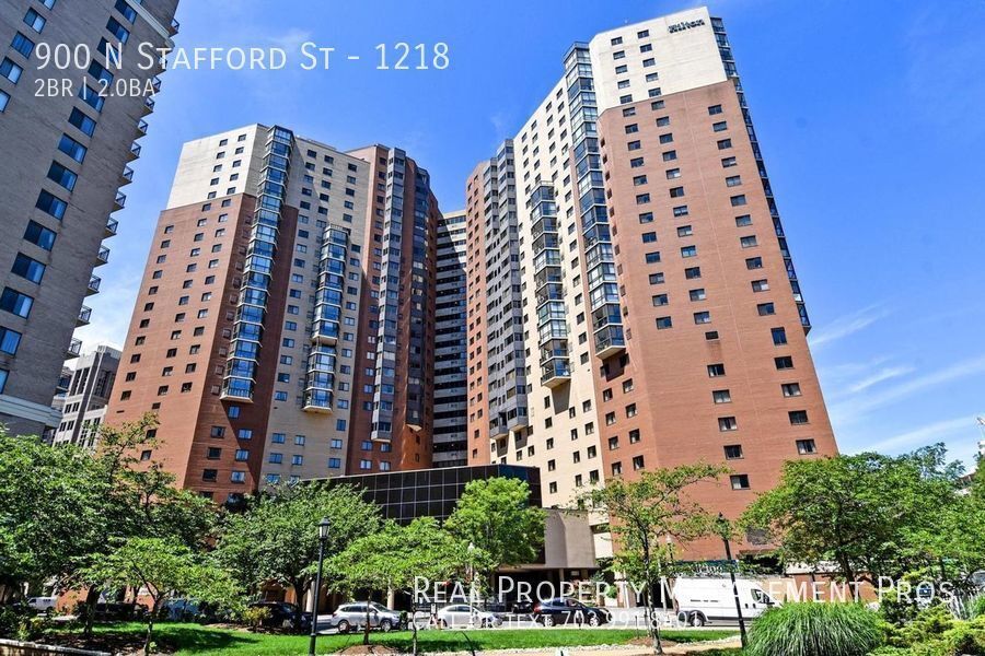 Primary Photo - Stunning, Sky High Condo- Elevator to Ball...