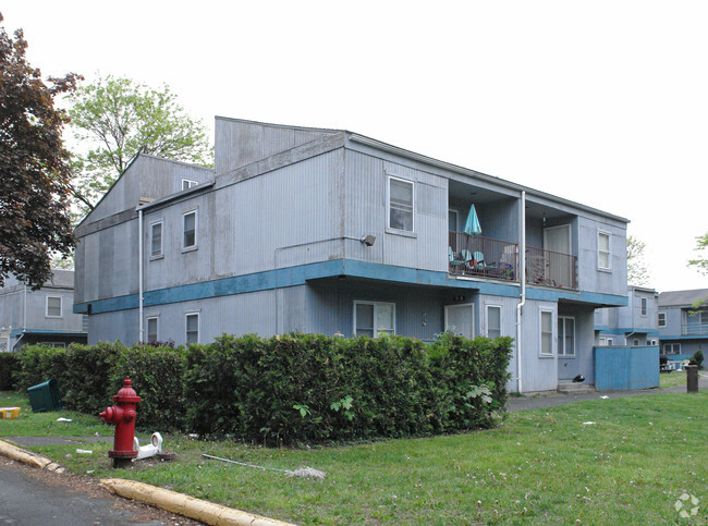 Foto del edificio - Van Rensselaer Village Apartments