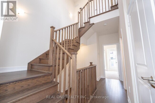 Photo du bâtiment - 28 Credit Ln