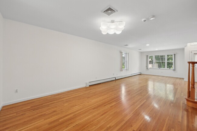 Foto del edificio - 2180 South St