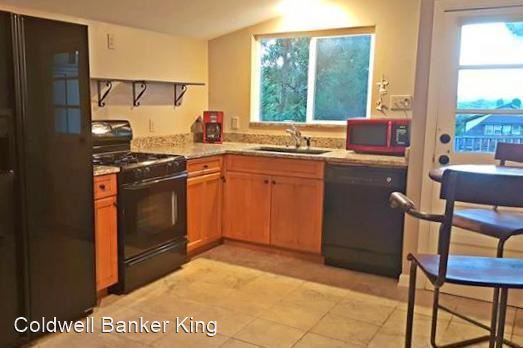 Foto del edificio - 3 br, 2 bath House - 66 Larchmont Rd