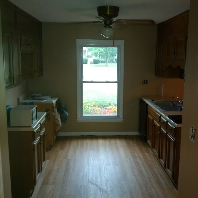 Foto del edificio - 8438 Hogan Dr SE