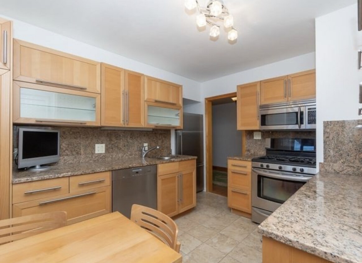 Kitchen - 60 Sutherland Rd