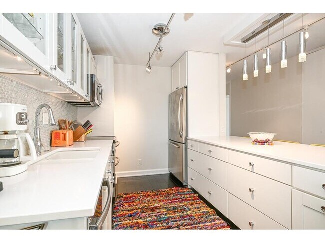 Foto del edificio - 15 S 1st St