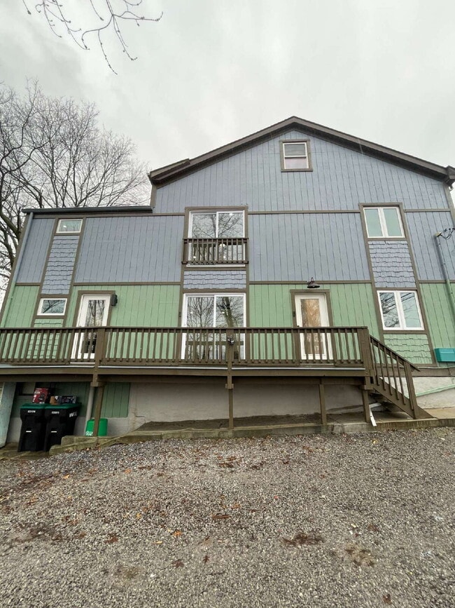 Building Photo - 107 Shoup St