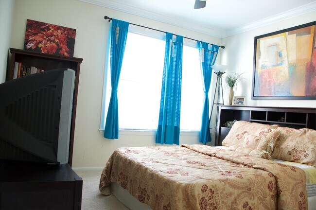 Foto del edificio - 101 Claridge Ct