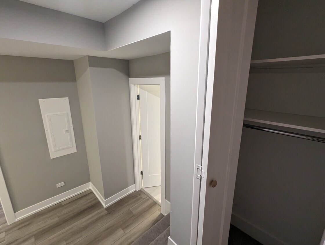 Foto principal - 3935 N Janssen Ave