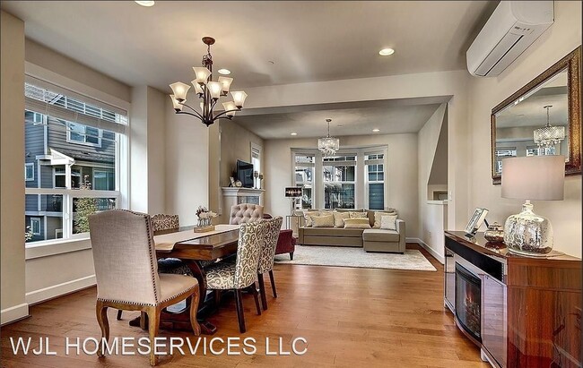 Foto del edificio - 4 br, 3.5 bath House - 1321 Greenwich Walk NE