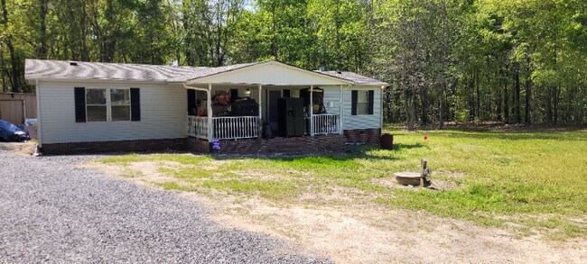 Building Photo - 3085 Carrie Estates Rd