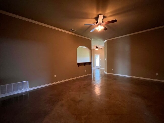 Building Photo - 3037 Breton St