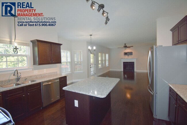 Building Photo - Great neighborhood in Antioch! 4BR/2.5BA c...