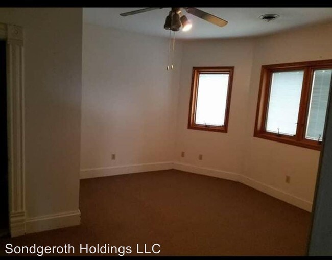 Building Photo - 1 br, 1 bath Apartment - 712 Indiana Ave.
