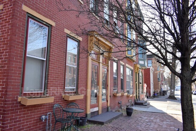 Building Photo - 253-255 North St