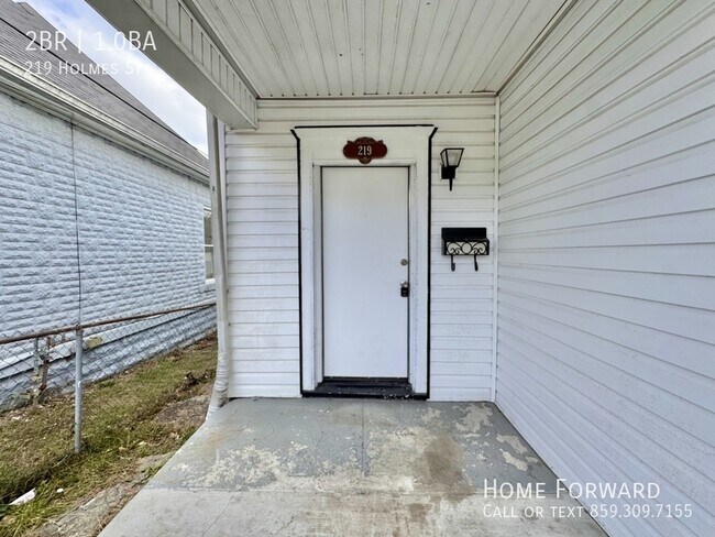 Foto del edificio - 219 Holmes St