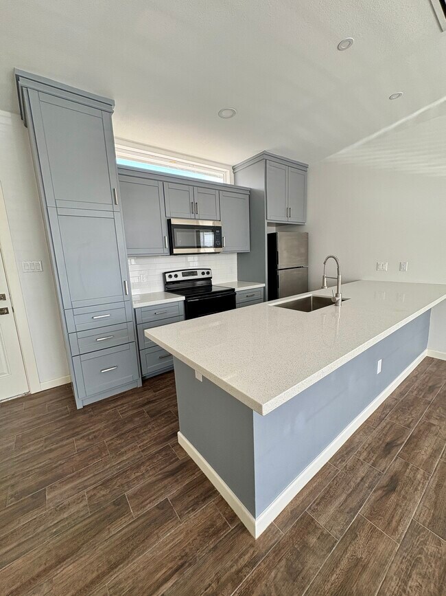 Foto del edificio - 2610 Fern Ave