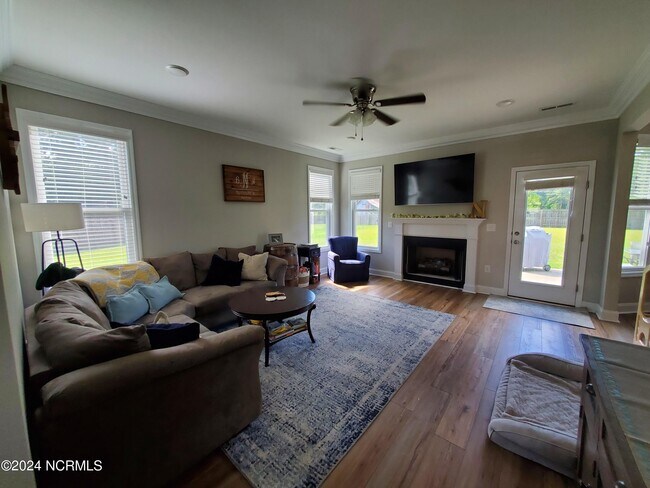 Foto del edificio - 106 Ridge Cove Ln