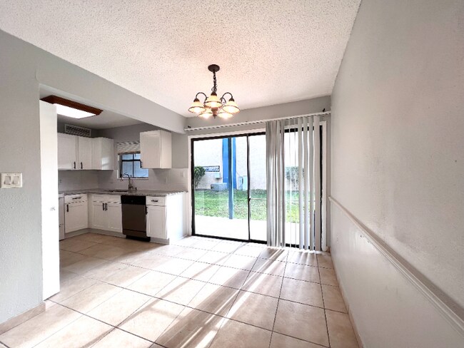 Foto del edificio - 2811 SW Archer Rd