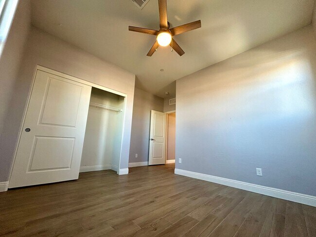 Building Photo - Beautiful single-story home located in Inspirada.