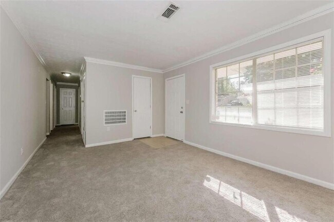 Building Photo - 3510 Leisure Ln