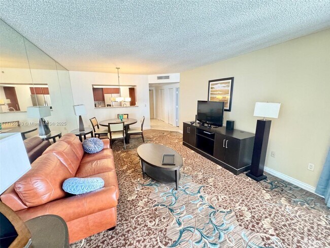 Foto del edificio - 17375 Collins Ave