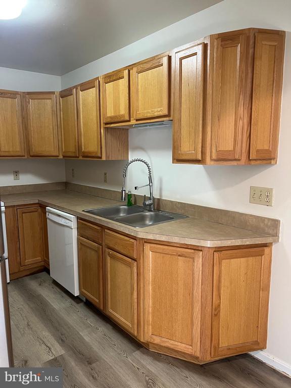 Foto del edificio - 149 Lexington Ct