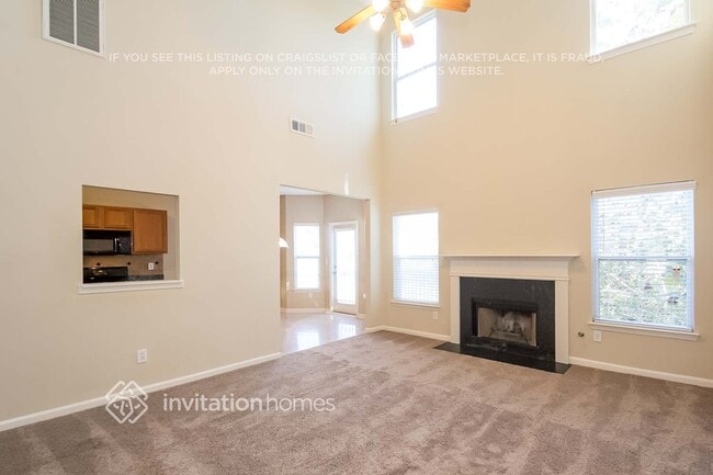 Building Photo - 330 Fairpointe Pl