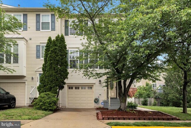 Building Photo - 44206 Tippecanoe Terrace