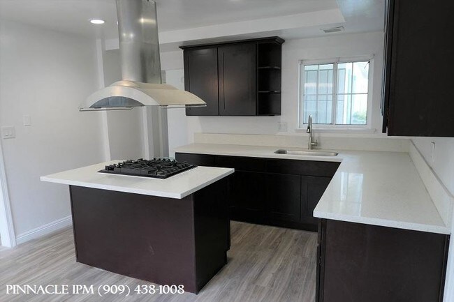 Building Photo - 18779 Alderbury Dr