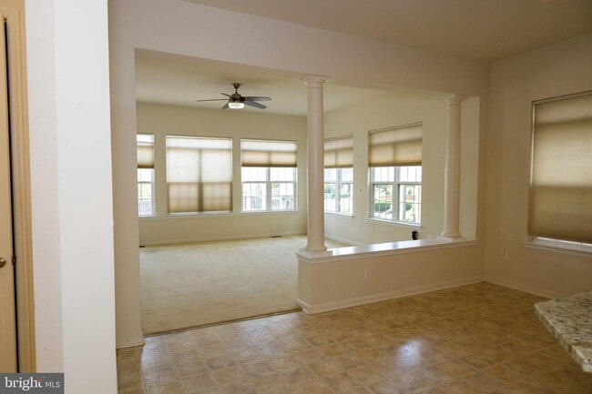 Foto del edificio - 24104 Stone Springs Blvd