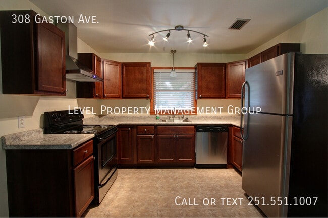 Building Photo - 308 Gaston Ave