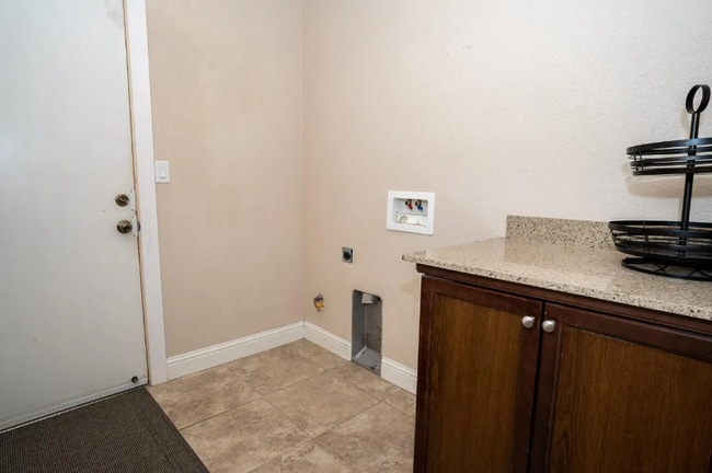 Foto del edificio - 7269 W Robinwood Ln