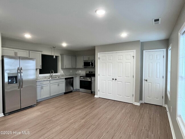 Building Photo - 1248 Masters Ln