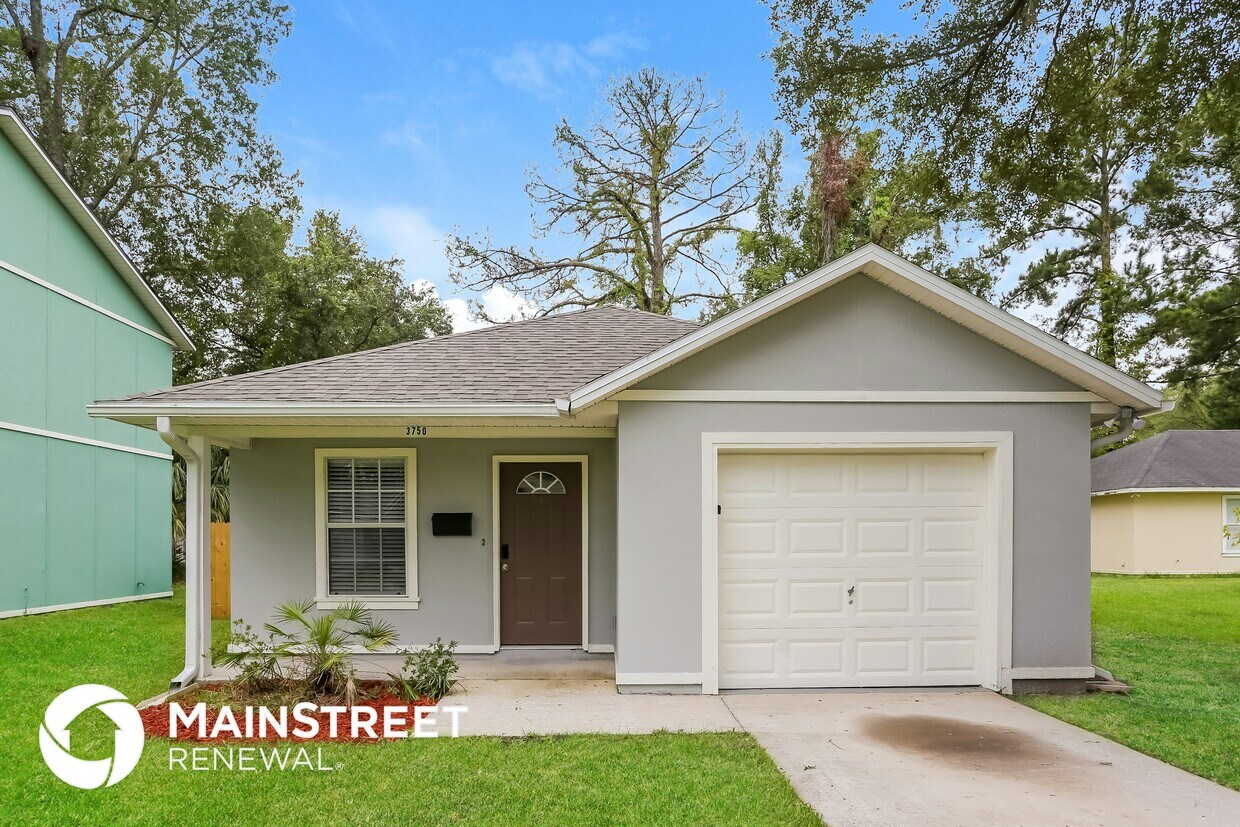 Foto principal - 3750 Warwick St