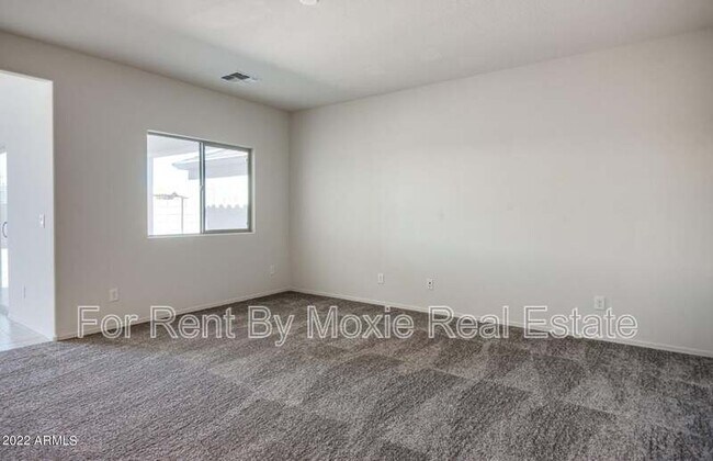 Foto del edificio - 18354 N Buckhorn Trail