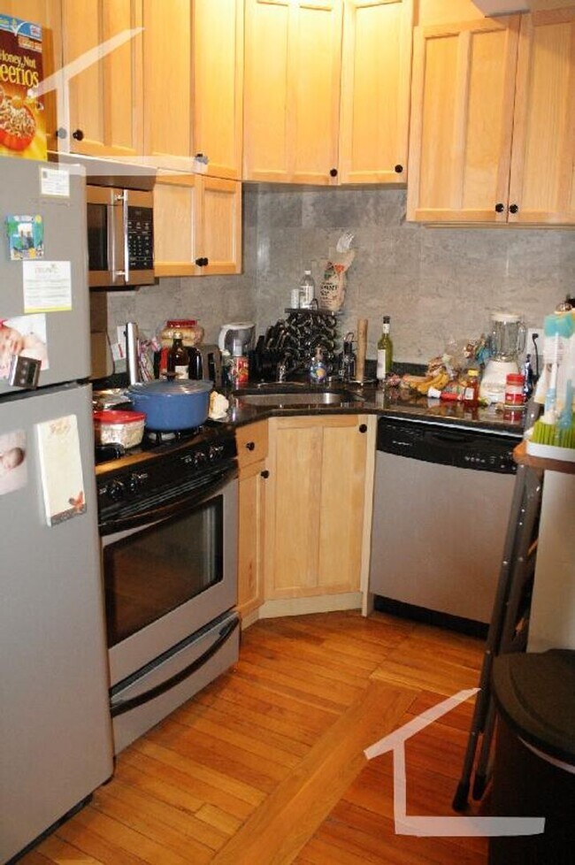 Foto del edificio - No Brokers Fee, Laundry on a Site, Parking...