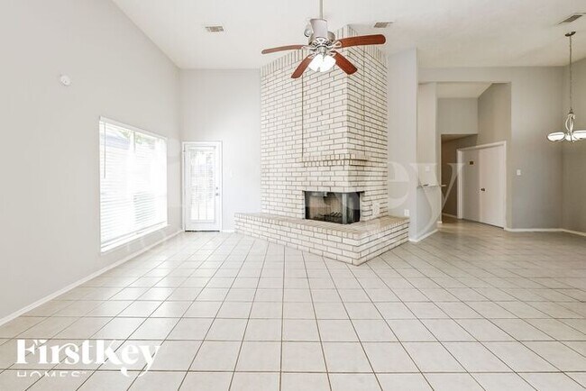Building Photo - 3009 Walnut Springs Dr